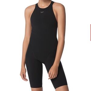 Speedo Women's LZR Racer Pro Recordbreaker Kneeskin Black size 26 Worn once!!!